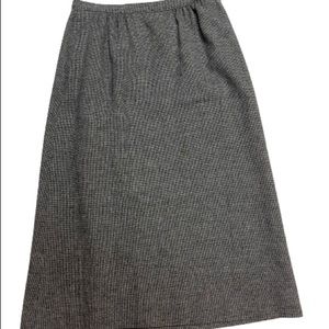- PENDLETON wool skirt size 10